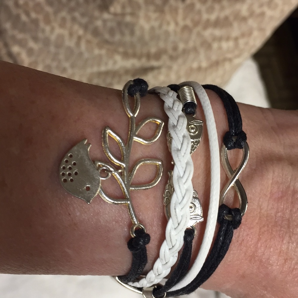 NIB Ashley Bridget Bracelet 6.7” to 8.3” adjusts.